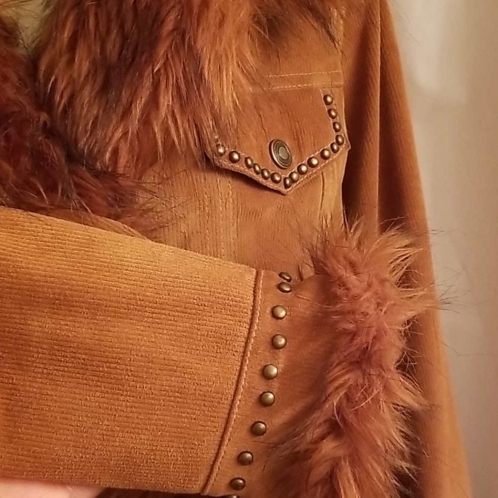 Leather Jacket with faux fur trim - Picture 3 of 4